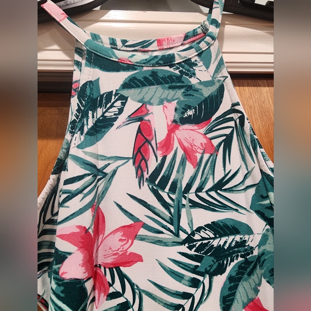 Floral fitted dress